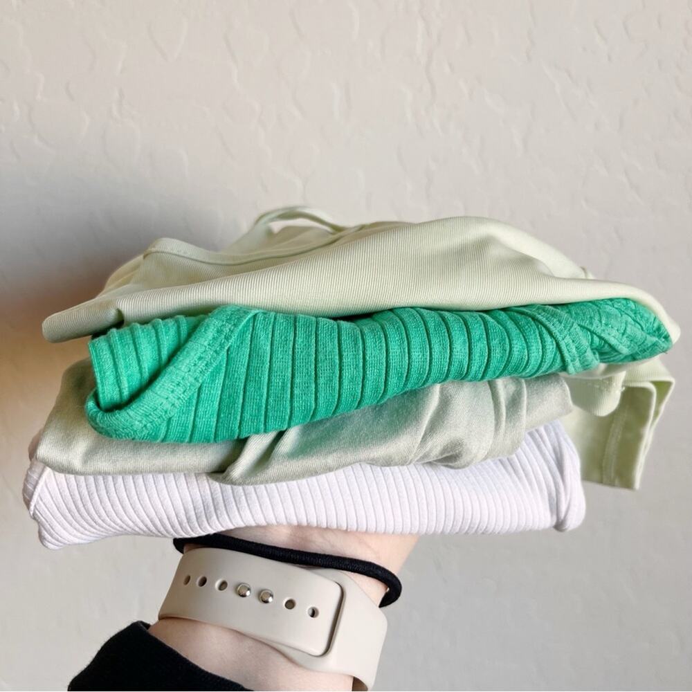 Bundle four juniors tops green white size medium M